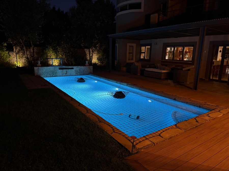 5 Bedroom Property for Sale in The Coves North West